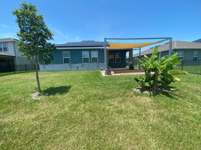 Building Photo - 2304 Tudor Rose Dr