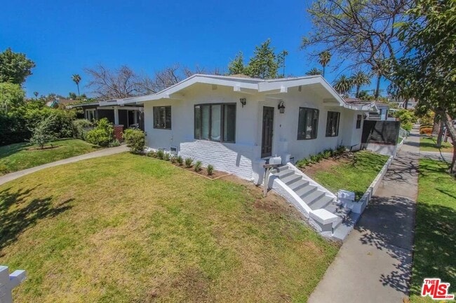 Building Photo - 7701 Norton Ave