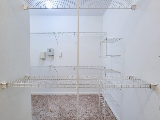 Building Photo - 1330 Old Spanish Trl