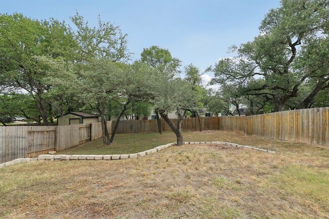 Building Photo - 2703 Vinson Ct