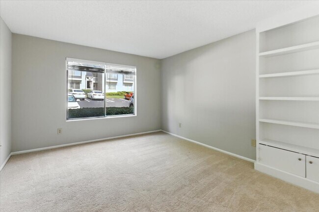 Building Photo - 17 Fair Haven Way