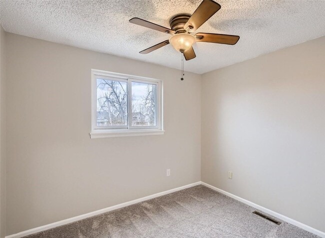 Building Photo - Beautiful Home Near Mcintosh Lake