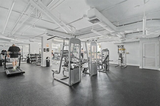 Building Photo - 140 S Dixie Hwy