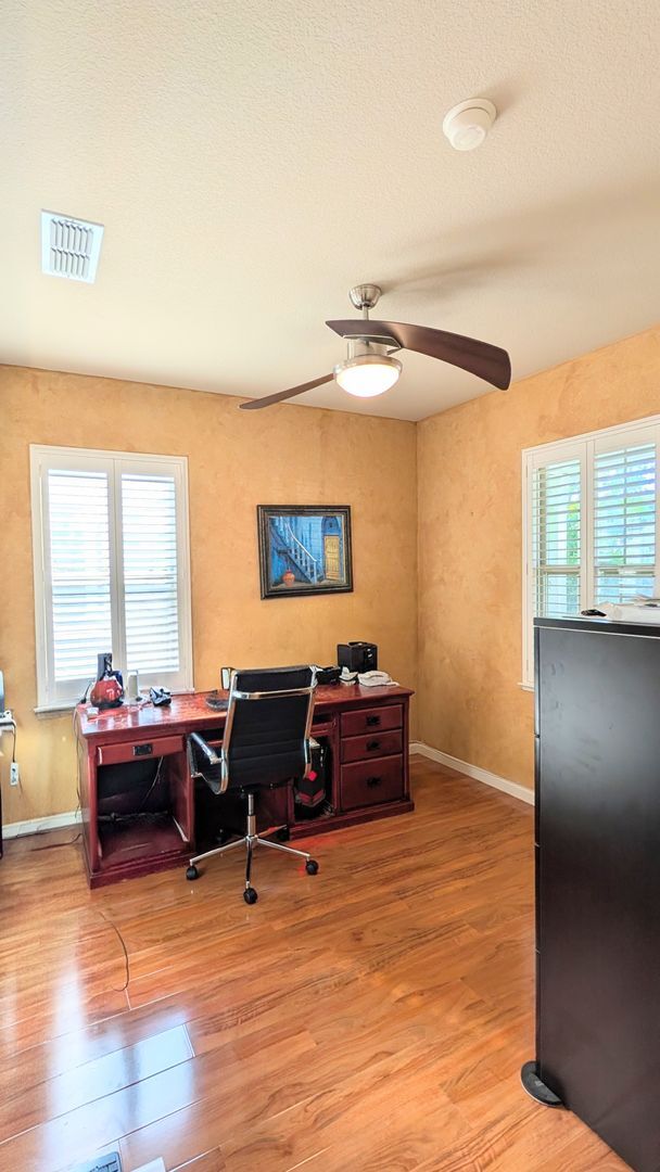 Building Photo - Beautiful Executive Rental in West Sacramento!