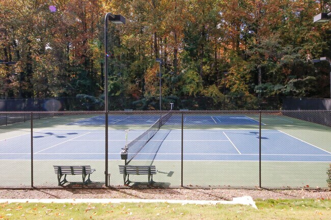 Building Photo - Secluded Community Near The Perimeter Mall