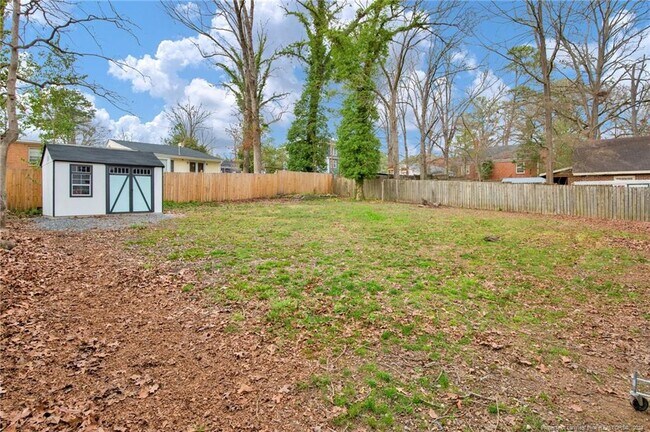 Building Photo - 506 Cross St