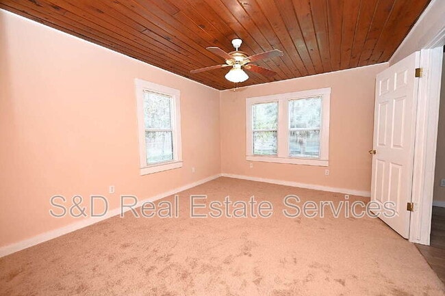 Building Photo - 4629 Old Rd 37