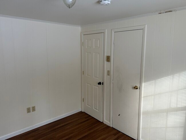 Building Photo - 109 Brylin Dr