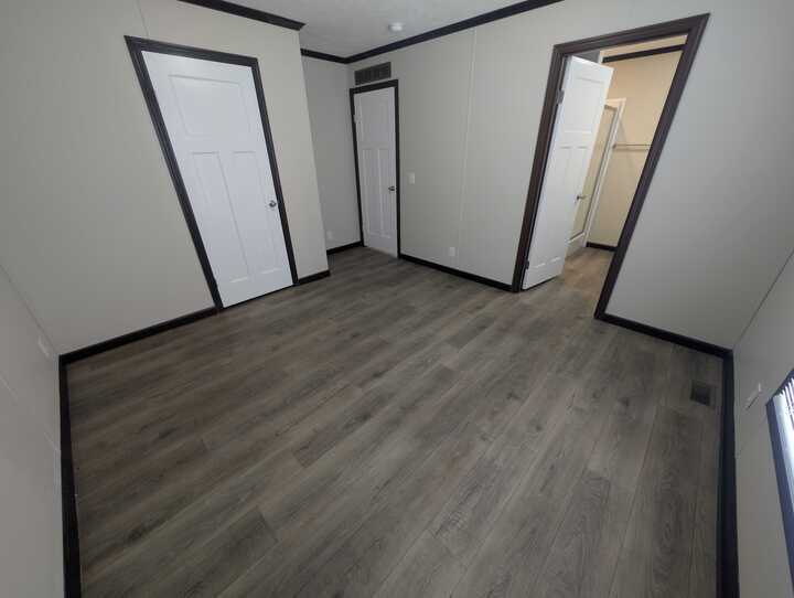 Building Photo - 16213 Normandy St