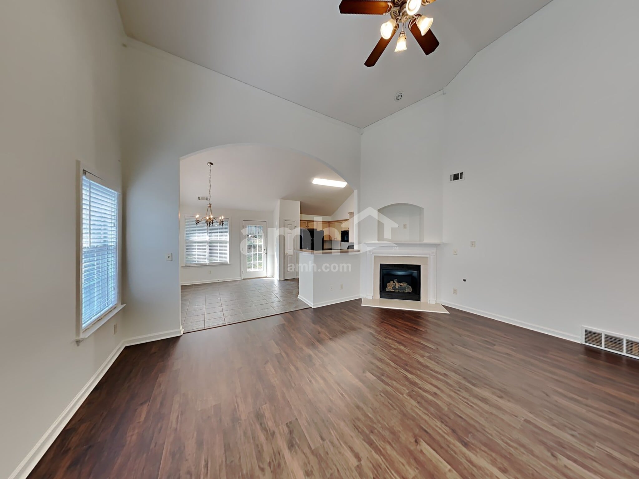 Building Photo - 6889 Show Boat Ln