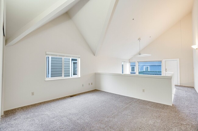Building Photo - Natural Light Filled 2bd/2bth Loft Condo in Crown Hill, $2,550/mo.