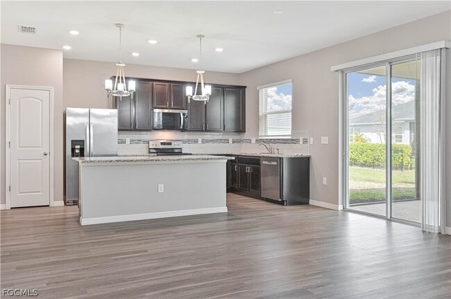 Building Photo - 17325 Coastal Ridge Dr