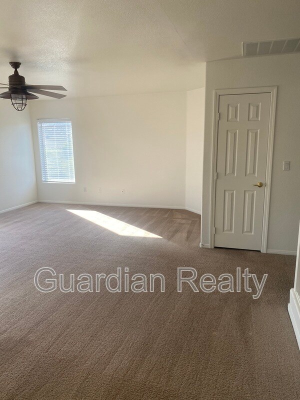 Building Photo - 780 Wigan Pier Dr