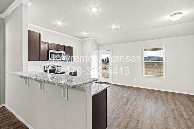Building Photo - Beautiful new build home!