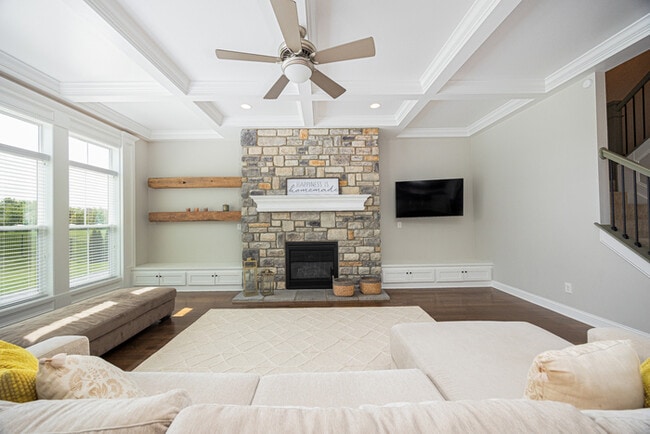 Building Photo - Stunning home in Olentangy schools!