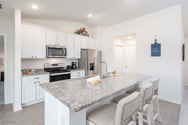 Building Photo - 1930 NE 2nd Terrace