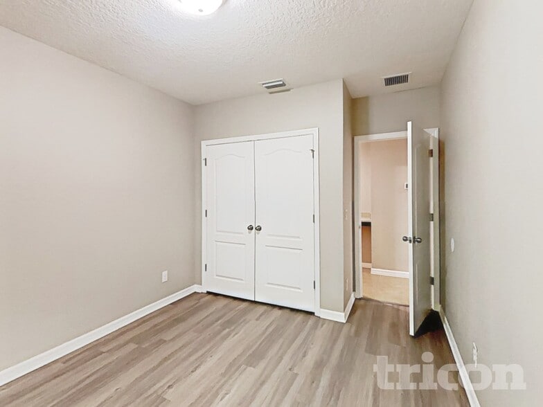 Building Photo - 4784 Marcos Cir