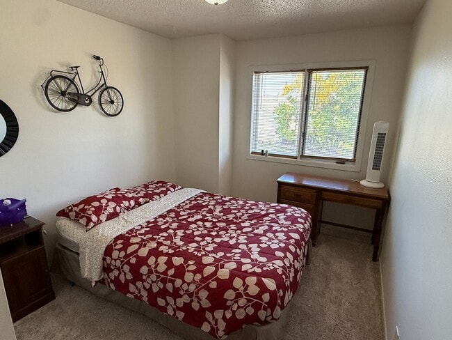 Building Photo - ~ FALL FEELS (And DEALS!) ~ 3 Bedroom, 3 B...