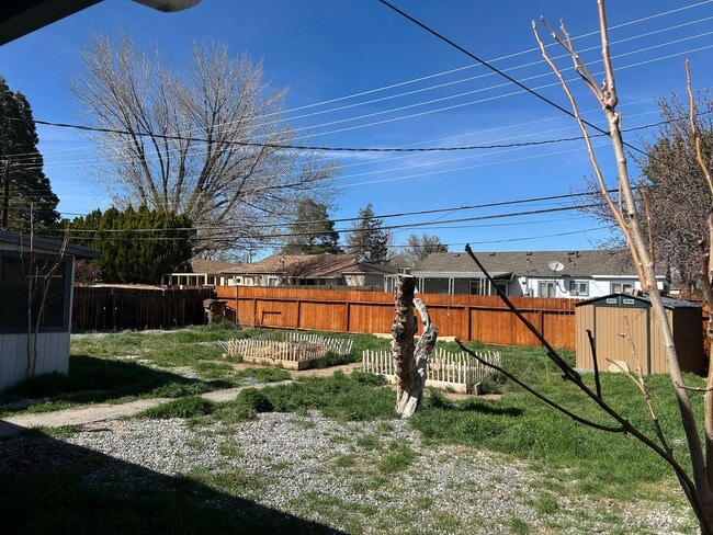 Building Photo - **READY FOR MOVE IN** Sparks Single Story Home