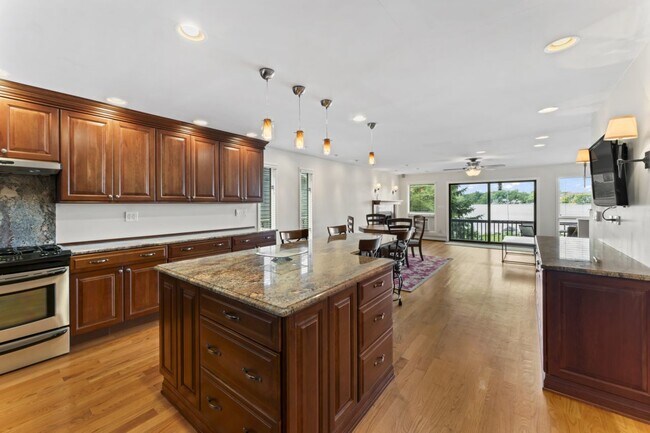 Building Photo - 25678 W Long Beach Dr