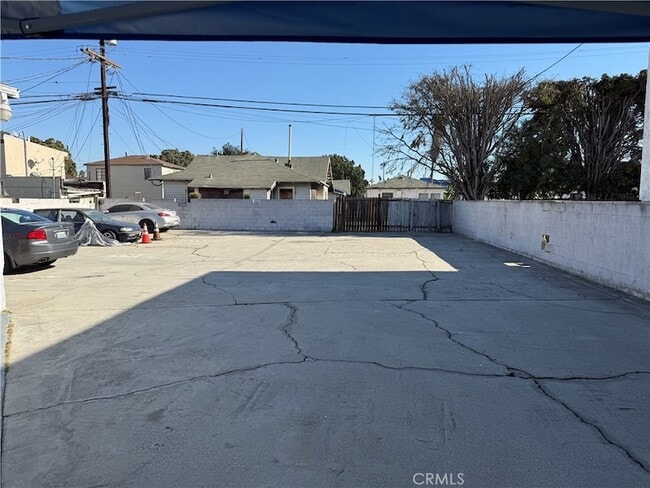 Building Photo - 6714 West Blvd