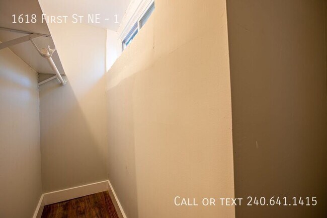 Building Photo - 1618 First St NE-1
