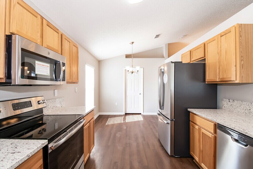 Building Photo - 3610 Braeden Ct