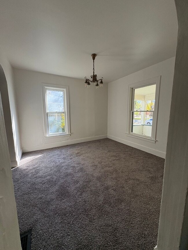 Building Photo - Charming 4-Bed, 2-Bath Home on Corner Lot ...