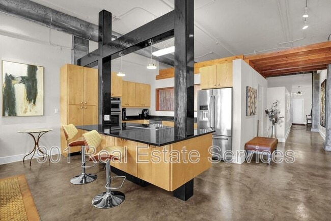 Building Photo - 505 Tennessee St