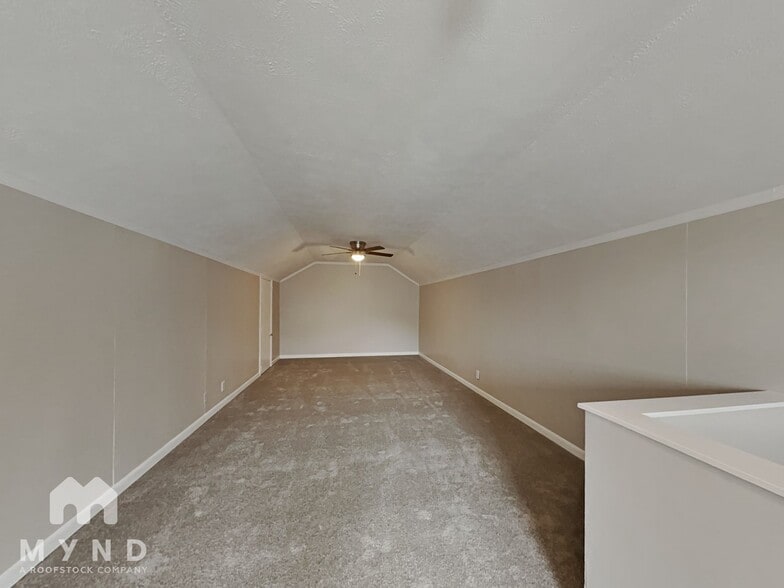 Building Photo - 453 Westgate Blvd