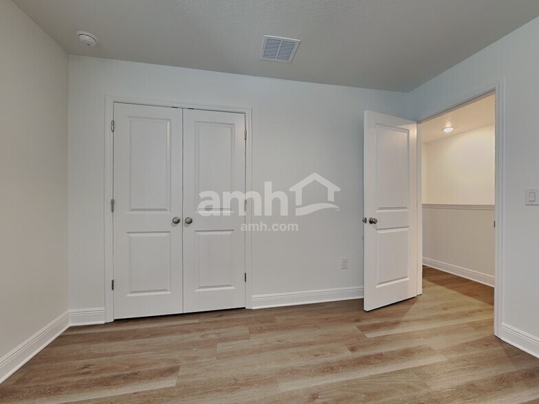 Building Photo - 6735 Atlantic Bch Ave