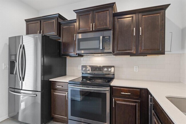 Building Photo - 5804 Loblolly Ln