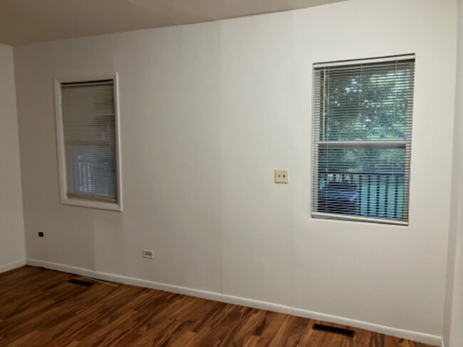 Building Photo - 40523 N Illinois 83