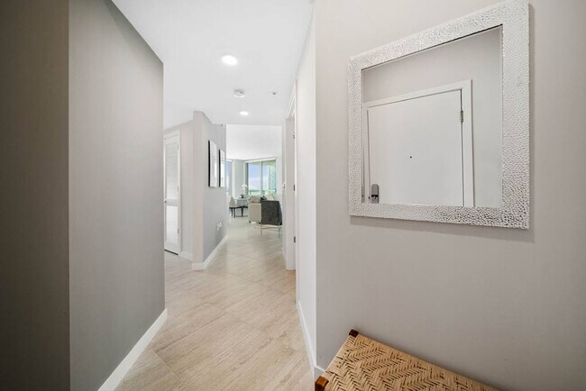 Building Photo - 3886 Biscayne Blvd