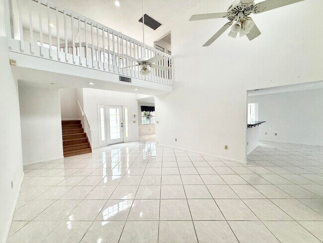 Building Photo - 10579 Pebble Cove Ln