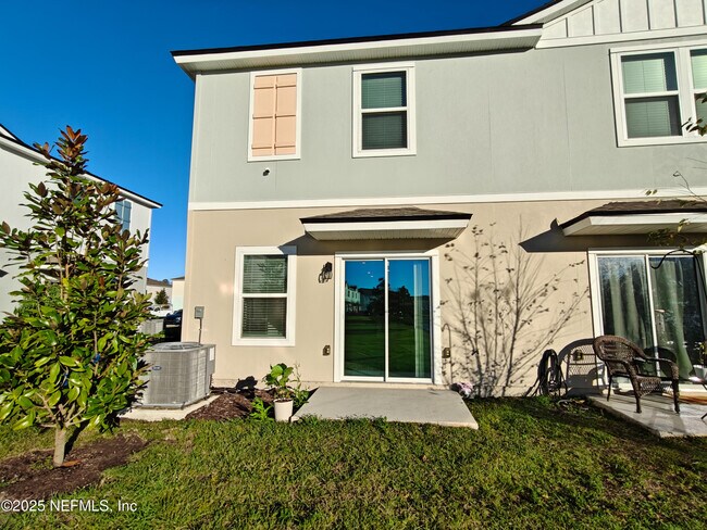 Building Photo - 114 Summer Moon Dr