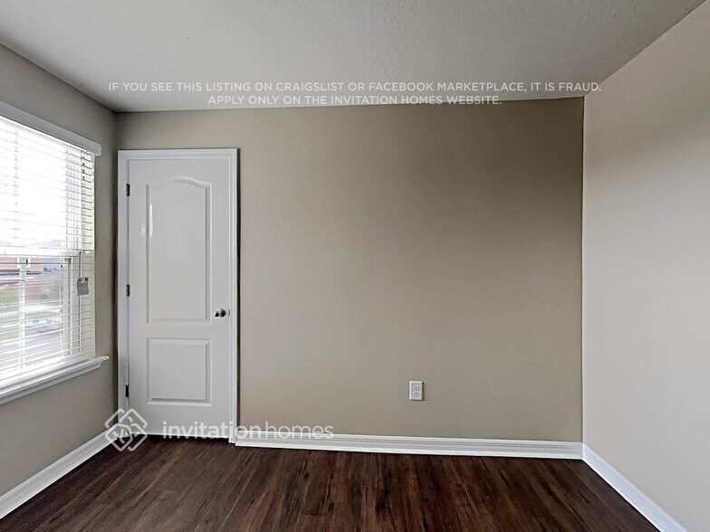 Building Photo - 14213 Poke Ridge Dr