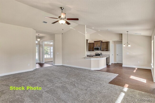 Building Photo - 1155 S Brookfield Dr