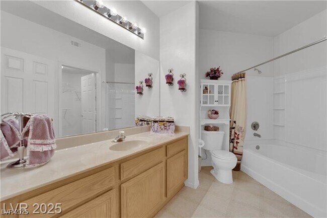 Building Photo - 7123 S Durango Dr