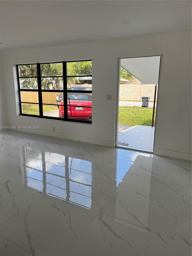 Building Photo - 6370 Atlanta St