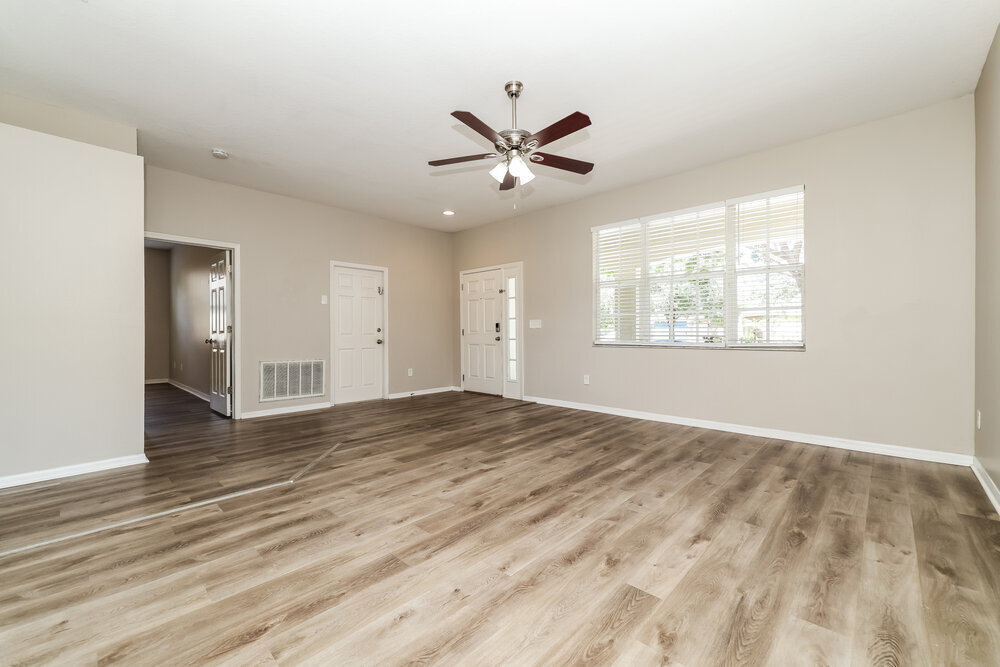 Building Photo - 6707 Cambridge Park Dr