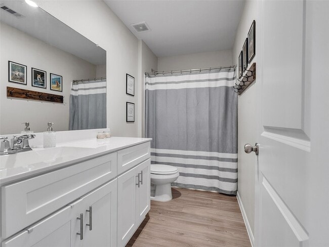 Building Photo - 25623 Balsamroot Dr