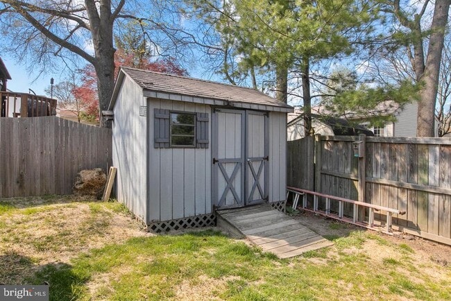 Building Photo - 7874 Butterfield Dr