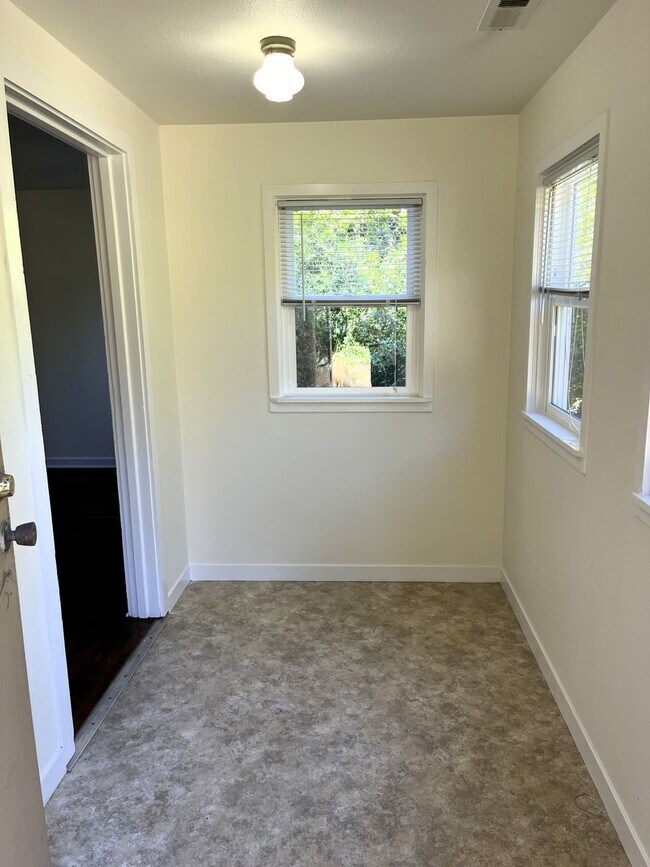 Building Photo - Pet-Friendly Private Home On Large Lot With Detached Garage!
