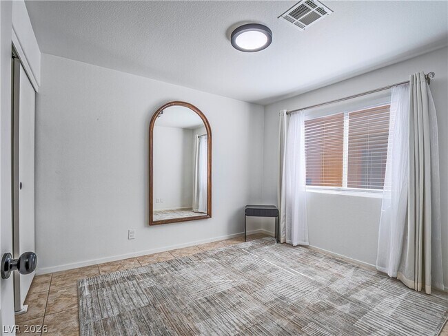 Building Photo - 6832 Rosinwood St