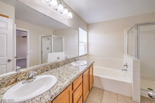 Building Photo - 9448 Hershey Ln