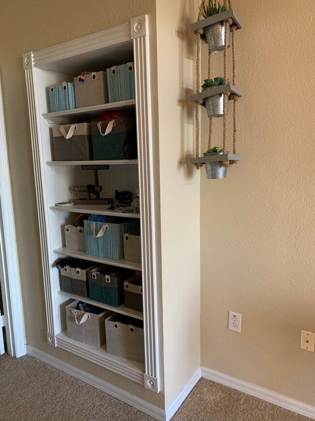 Building Photo - 5000 Culbreath Key Way