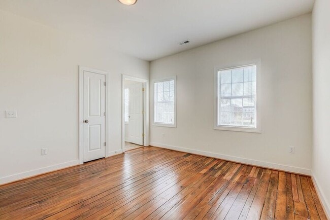 Building Photo - 1722 N 29th St