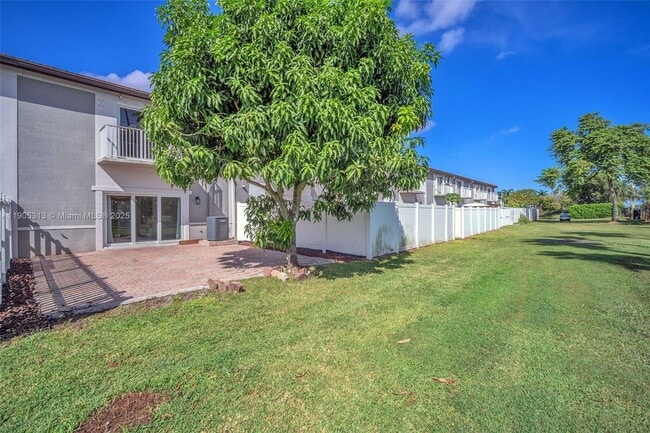 Building Photo - 2867 SW 125th Ave