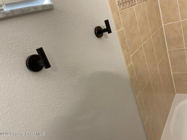 Building Photo - 5710 Claiborne St